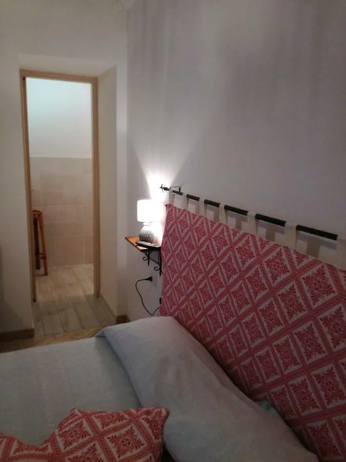 Zia Amalia Villa Asfodelo Alghero 2*,  Itália